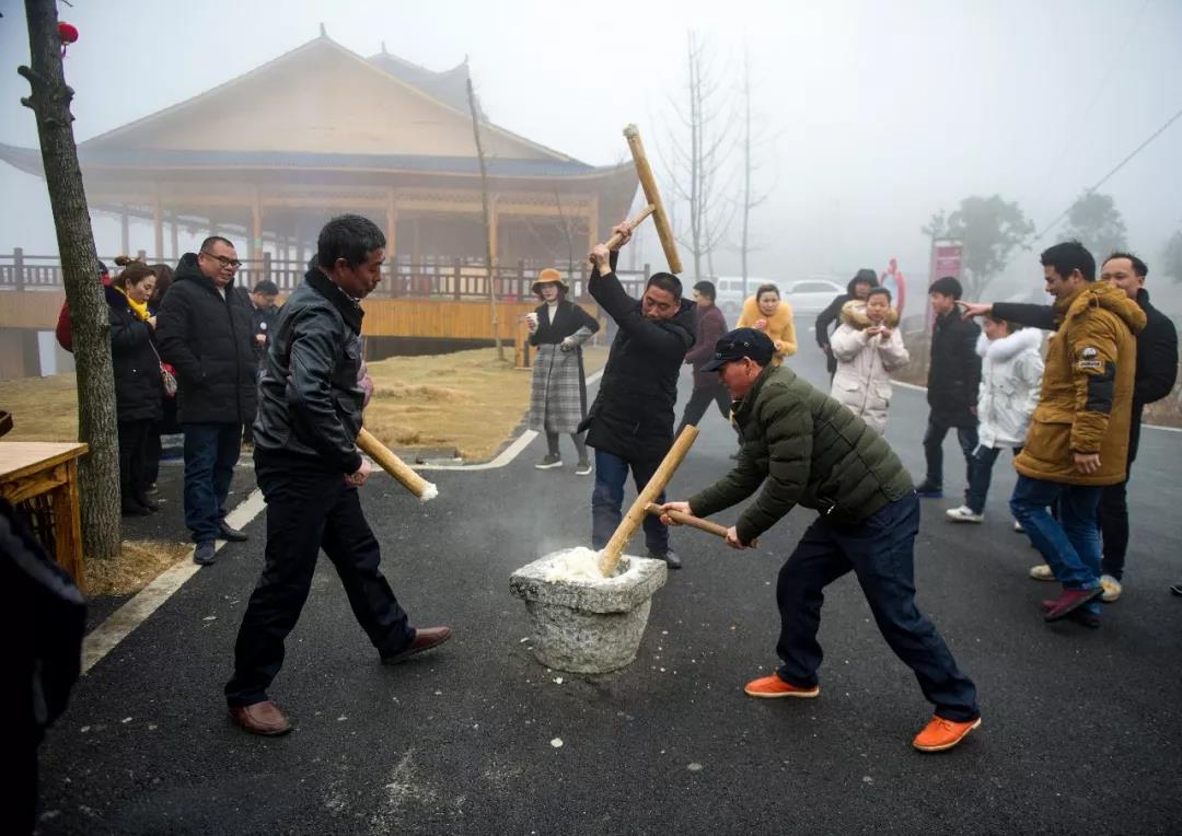 湖南旅游开发公司,怀化旅游开发公司,怀化峡谷探幽,怀化石林花山植物园
